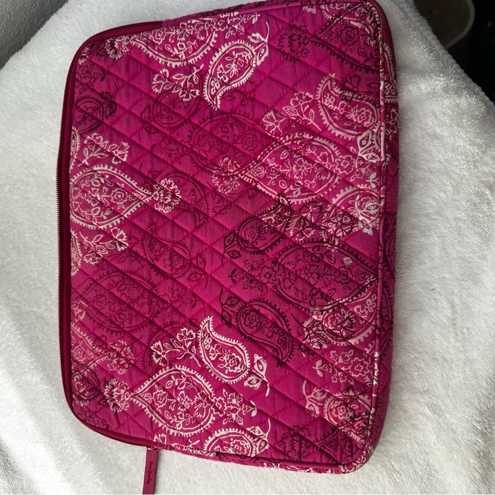 Vera Bradley Laptop Sleeve Padded Case Cover Bag PINK Stamped Paisley